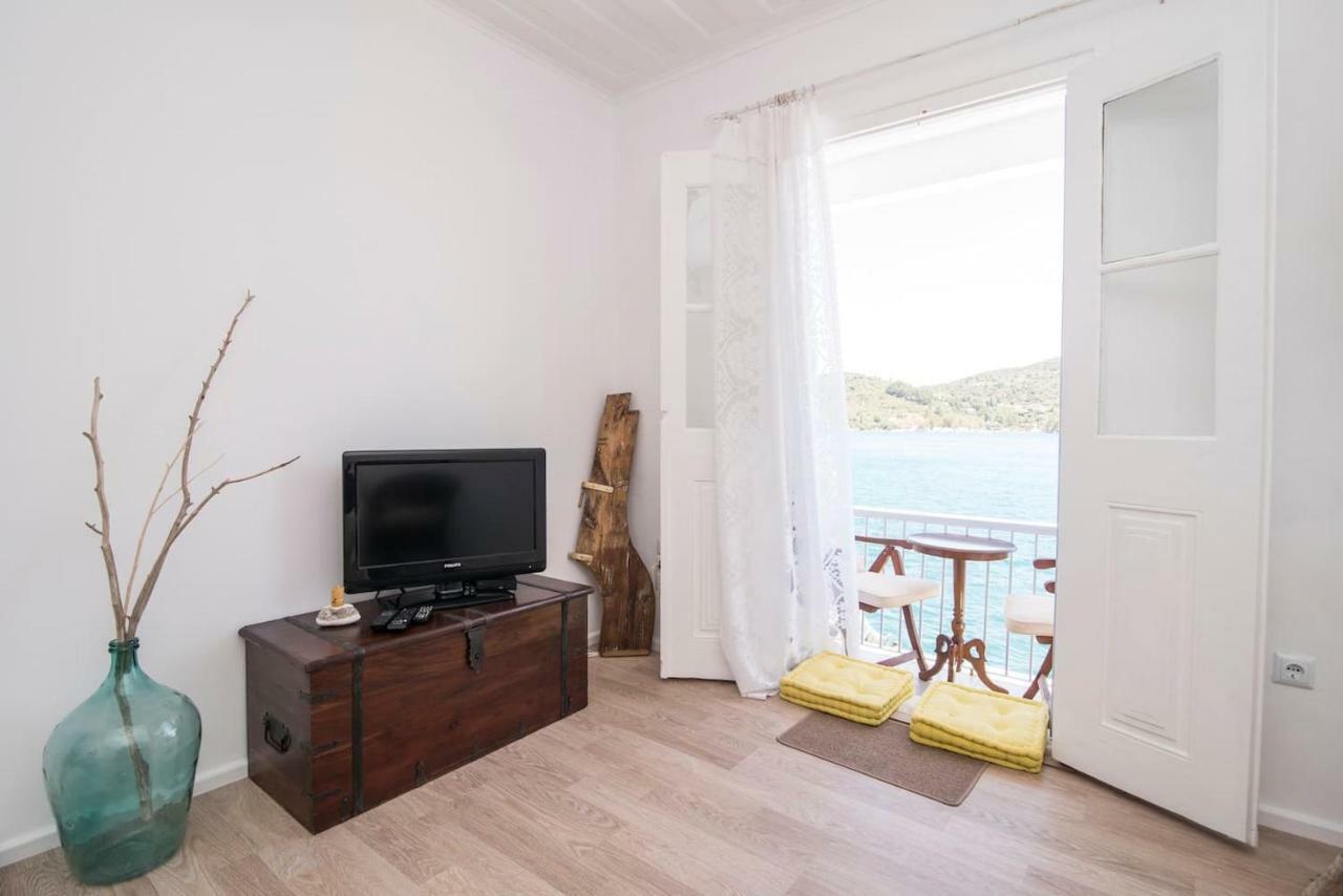 Вилла Cavos Seaside House Вати Экстерьер фото